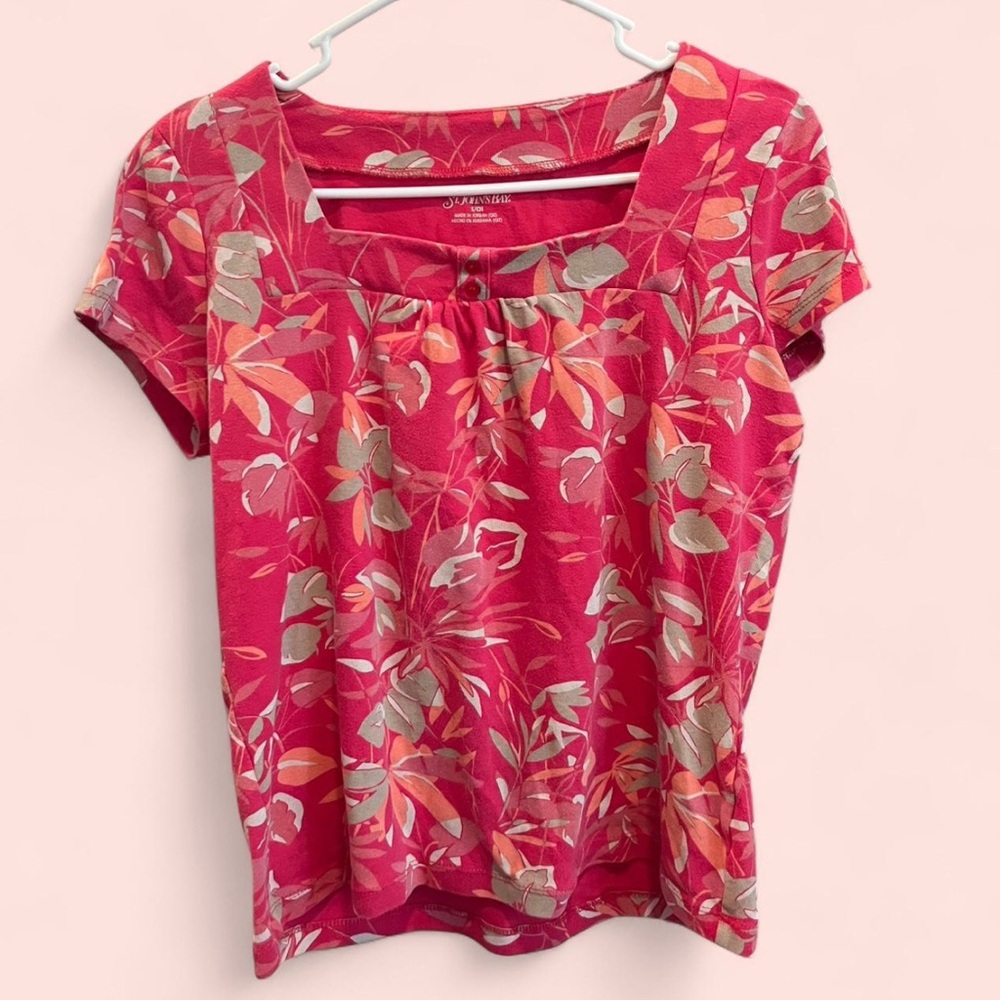 Adorable St. John’s Bay pink floral top with square neckline